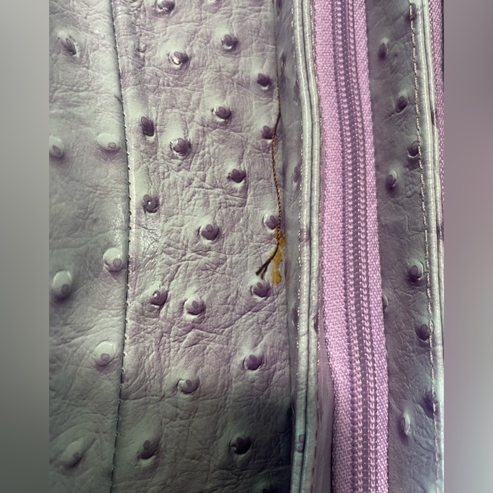 Vintage “The Find” Leather Purse - Picture 12 of 16